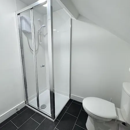 Newport 2br Modern Ensuite Loft Centre Middlesbrough